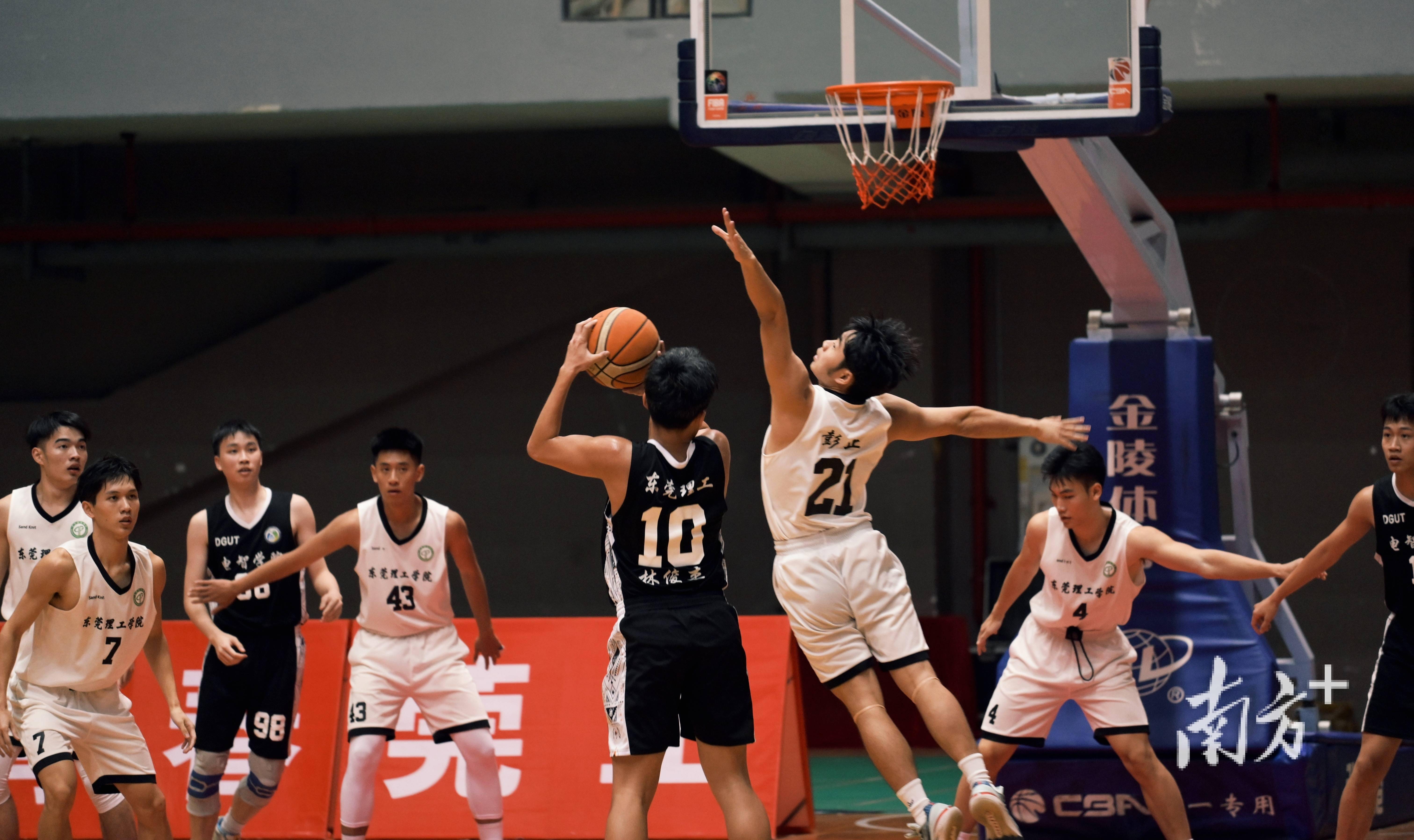 开元棋牌下载-瞩目篮球联赛开赛在即,球员备战状态良好